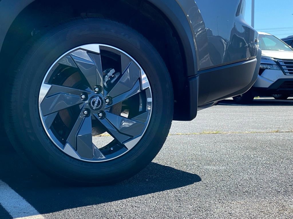 New 2026 Nissan Rogue SV image 34