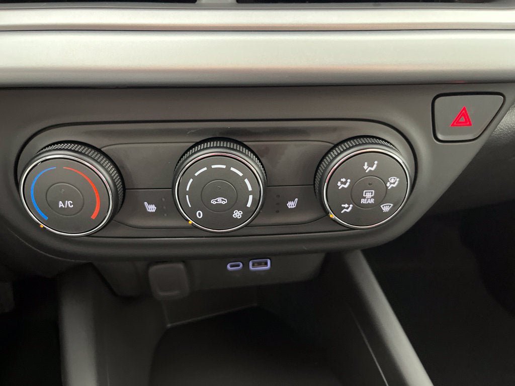 New 2026 Chevrolet Trax LS w/ LS Convenience Package FWD image 27