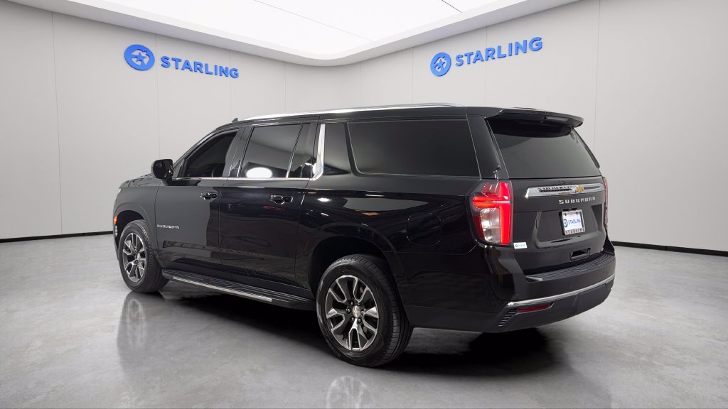 Used 2024 Chevrolet Suburban LT AWD/4WD image 5