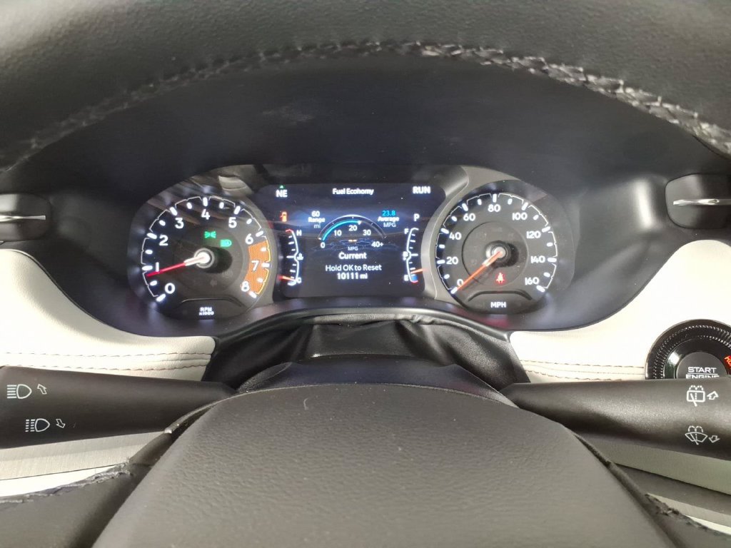 Used 2025 Jeep Compass Limited AWD/4WD image 18