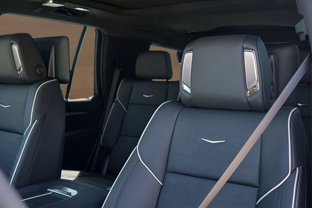 New 2026 Cadillac Escalade Sport w/ Touring Package AWD/4WD image 11