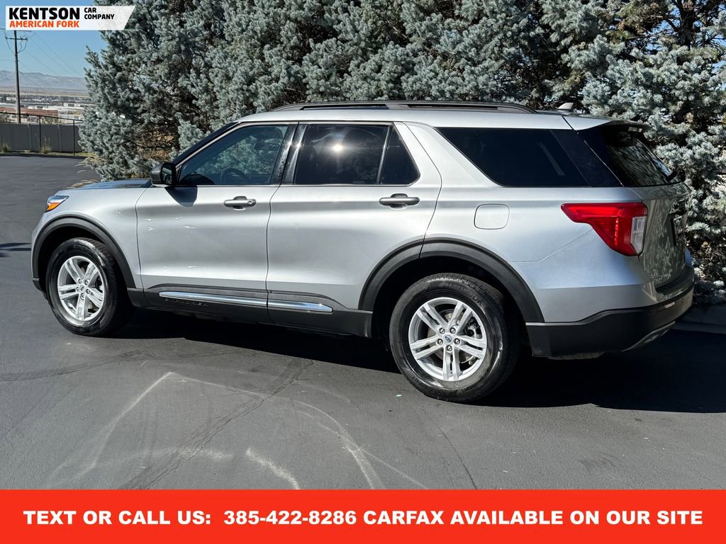 Used 2024 Ford Explorer XLT w/ Equipment Group 202A image 5