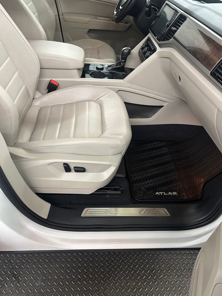 Used 2019 Volkswagen Atlas SEL Premium image 46