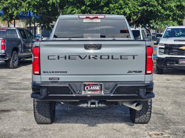 Certified 2025 Chevrolet Silverado 2500 ZR2 w/ Technology Package AWD/4WD image 6