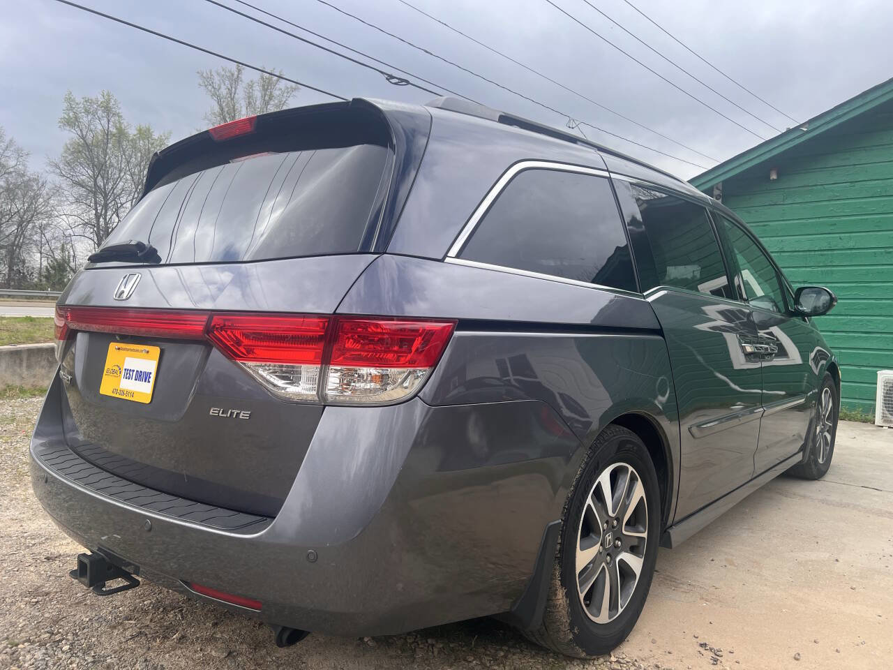 Used 2016 Honda Odyssey Touring Elite image 9