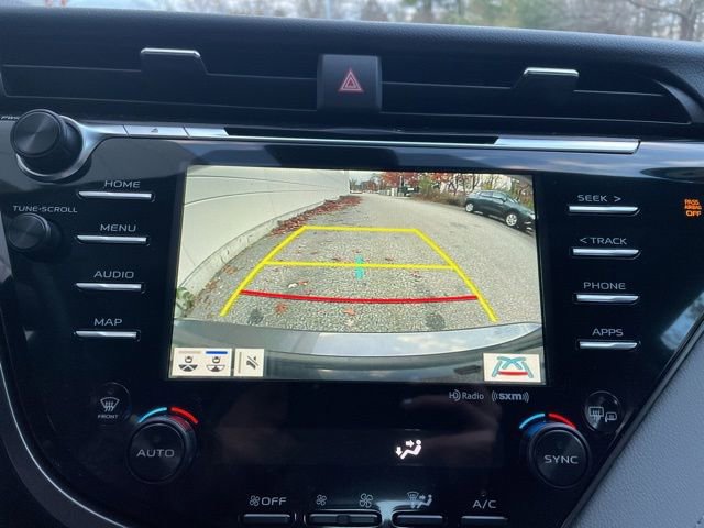 Used 2019 Toyota Camry XLE image 23