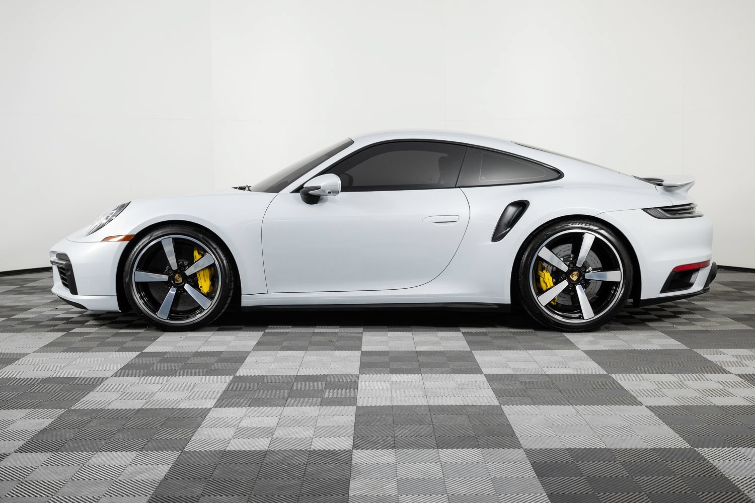 Used 2023 Porsche 911 Turbo S AWD/4WD image 3