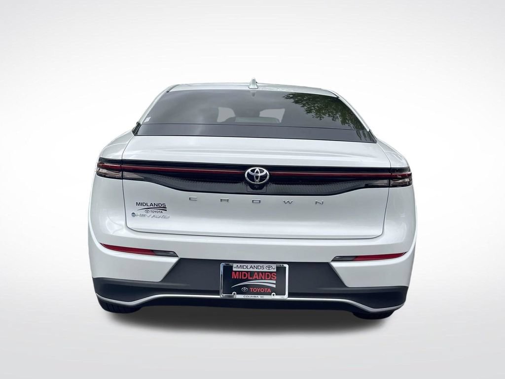 Used 2026 Toyota Crown AWD/4WD image 5