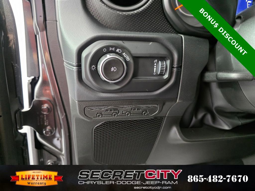 New 2025 Jeep Wrangler Unlimited Rubicon w/ Steel Bumper Group image 14