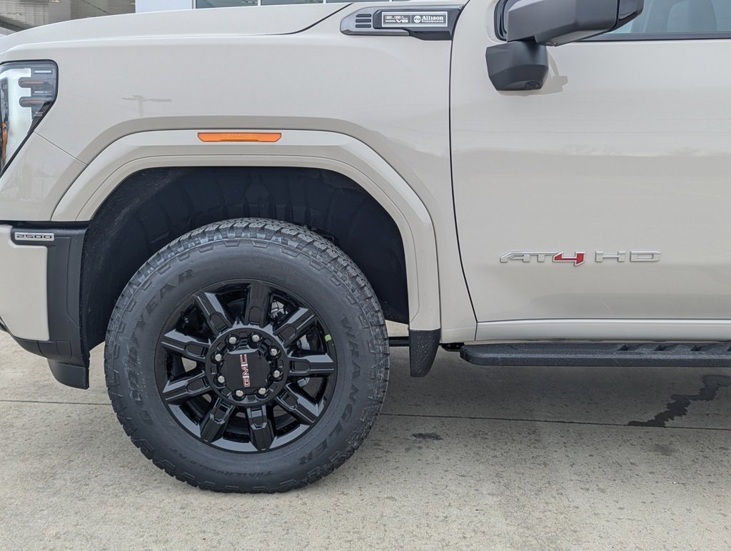 New 2026 GMC Sierra 2500 AT4 w/ AT4 Premium Plus Package image 10