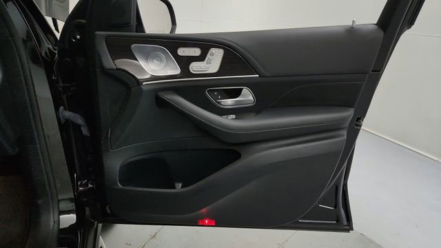 Used 2021 Mercedes-Benz GLS 63 AMG 4MATIC image 23