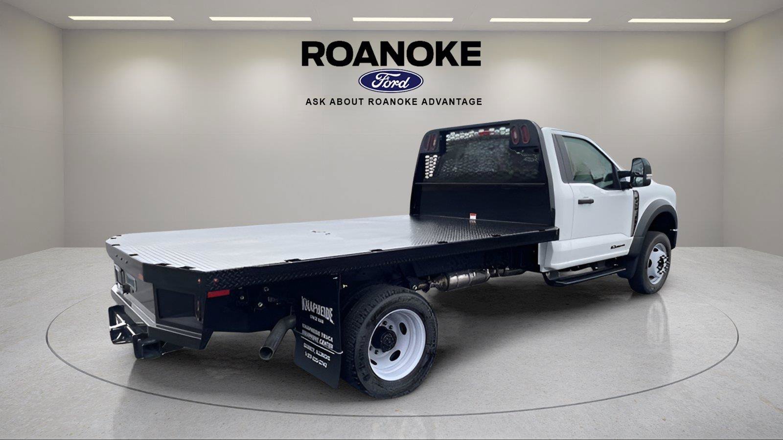 Used 2024 Ford F450 XL w/ Snow Plow Prep Package AWD/4WD image 9