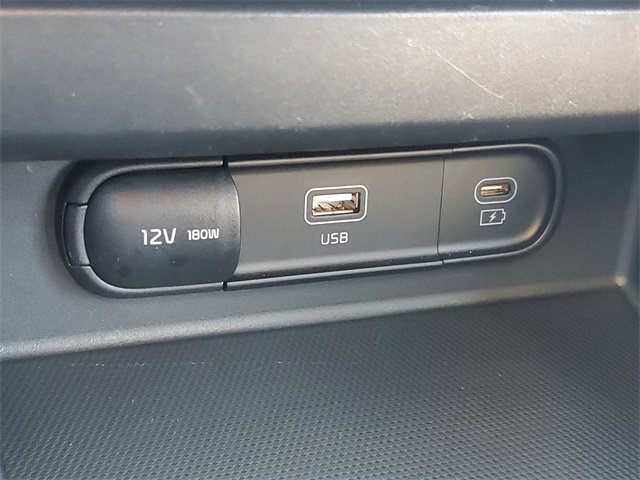 Certified 2025 Kia Seltos S image 29