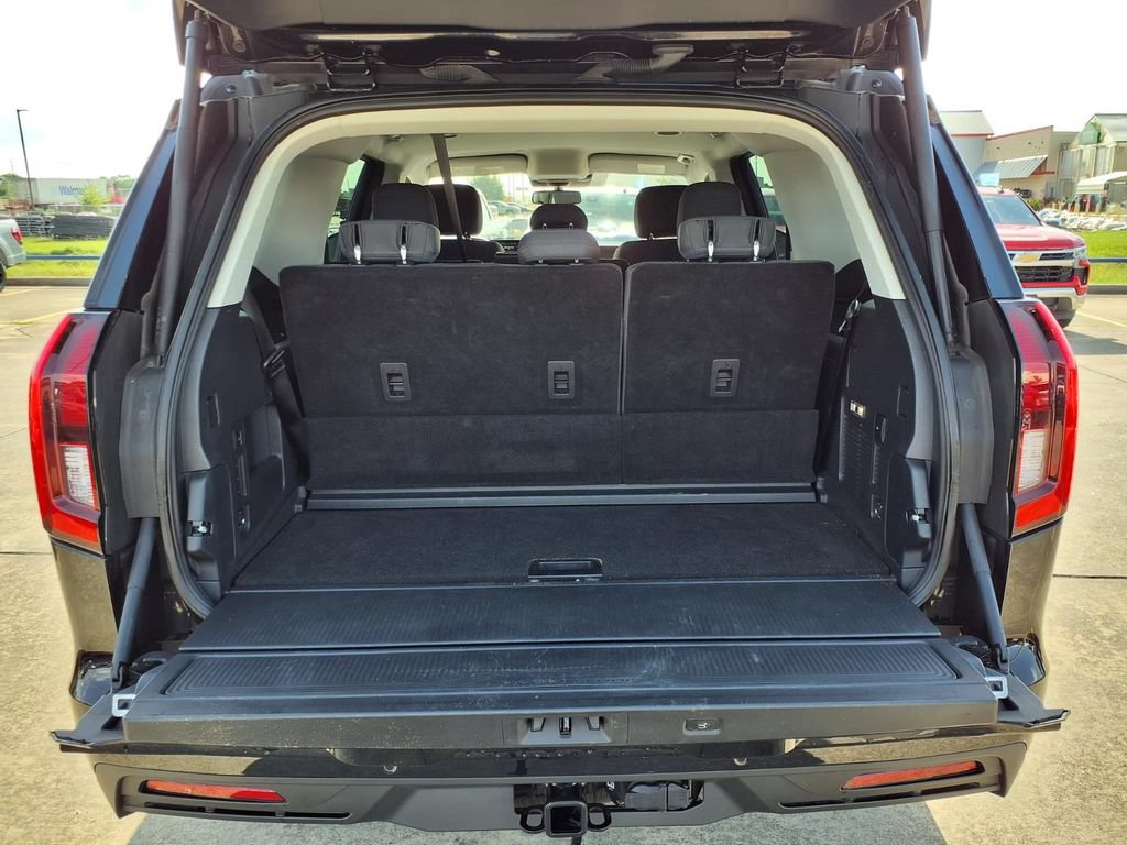 Used 2025 Ford Expedition Active AWD/4WD image 29