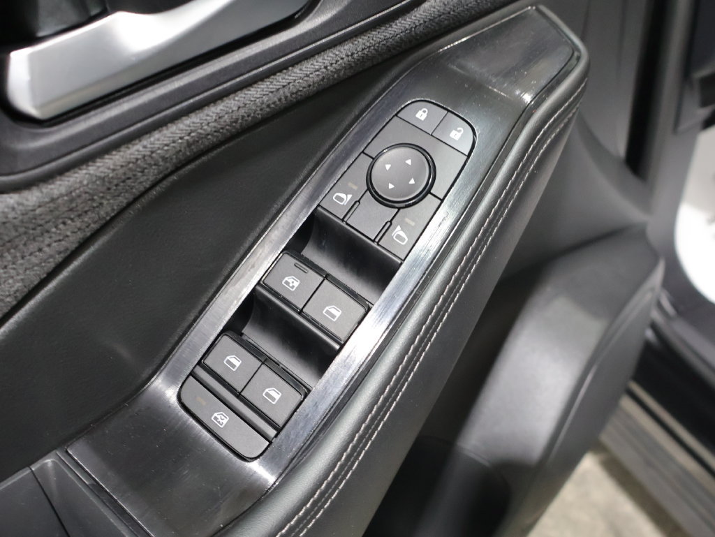 Used 2023 Nissan Rogue SV AWD/4WD image 14