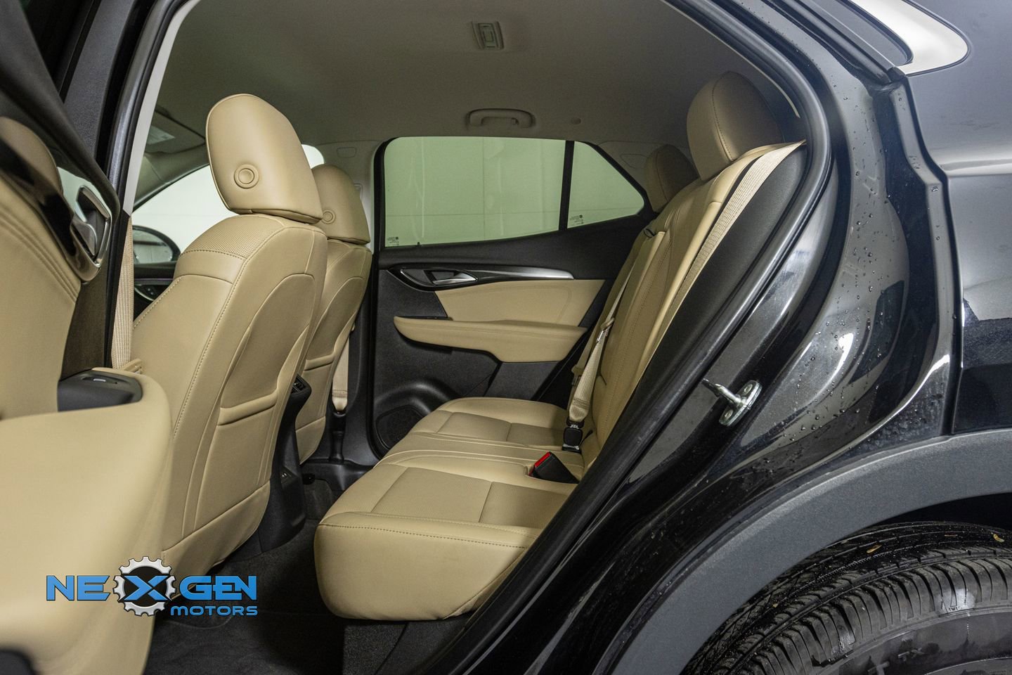 Used 2025 Buick Envision Preferred AWD/4WD image 25
