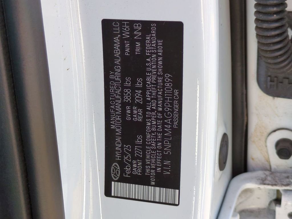 Used 2023 Hyundai Elantra SEL image 28