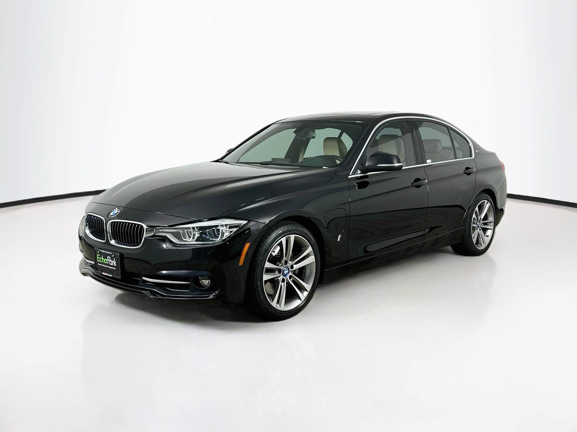 Used 2018 BMW 330e RWD image 3