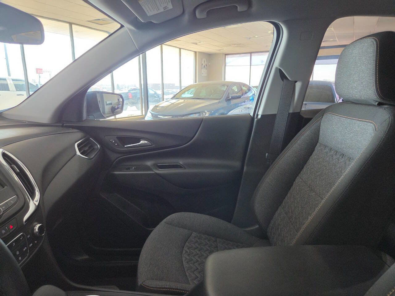 Used 2024 Chevrolet Equinox LT w/ LPO, Floor Liner Package image 25