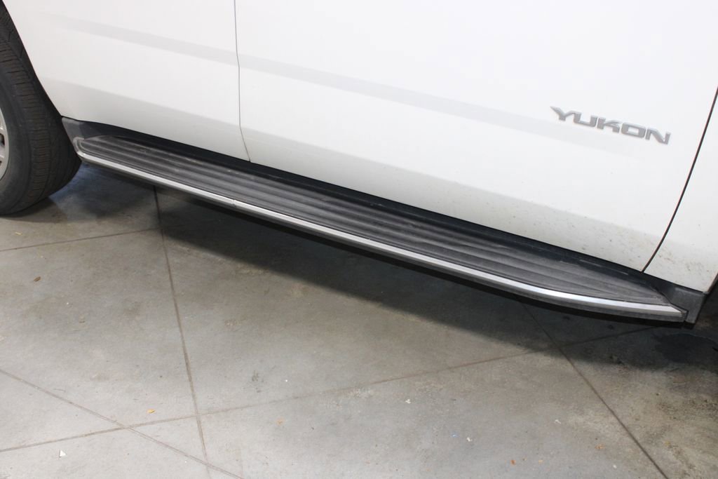 Used 2017 GMC Yukon SLE w/ SLE Value Package RWD image 12