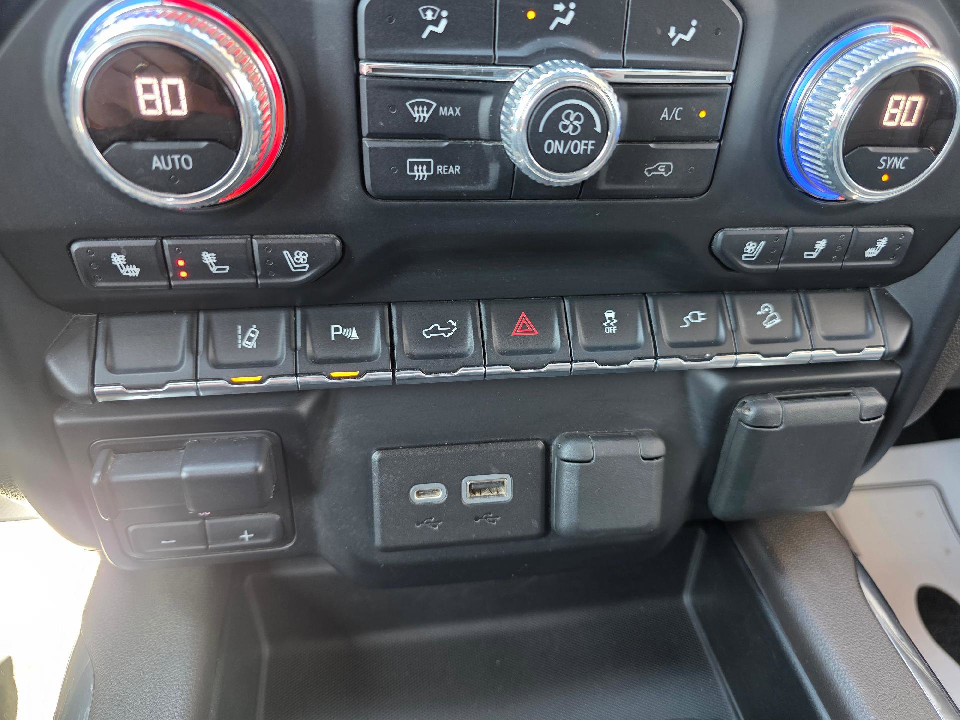 Used 2020 GMC Sierra 2500 SLT w/ SLT Convenience Package AWD/4WD image 16