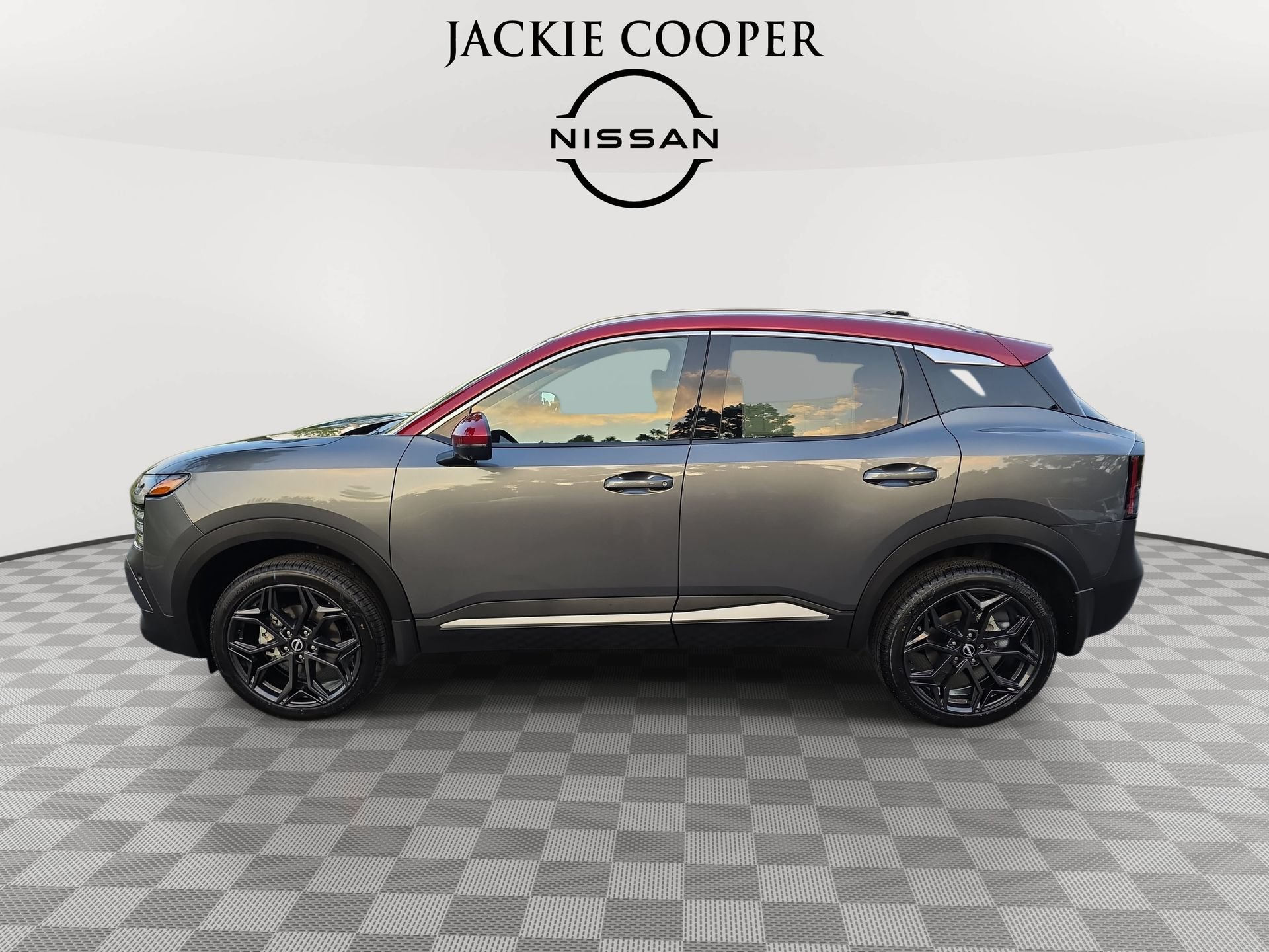 New 2026 Nissan Kicks SR FWD image 8
