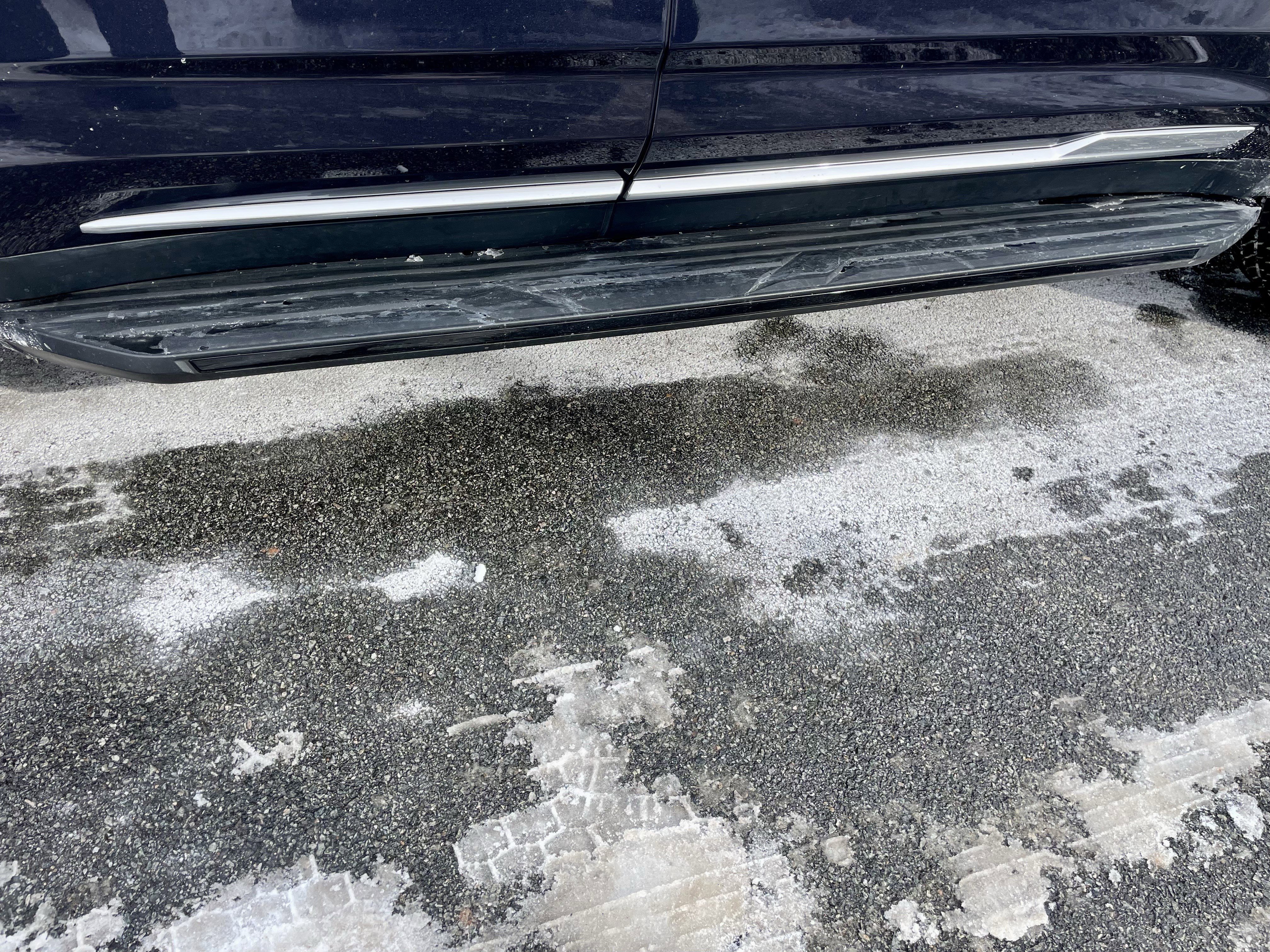 Used 2023 Cadillac Escalade Premium Luxury image 43