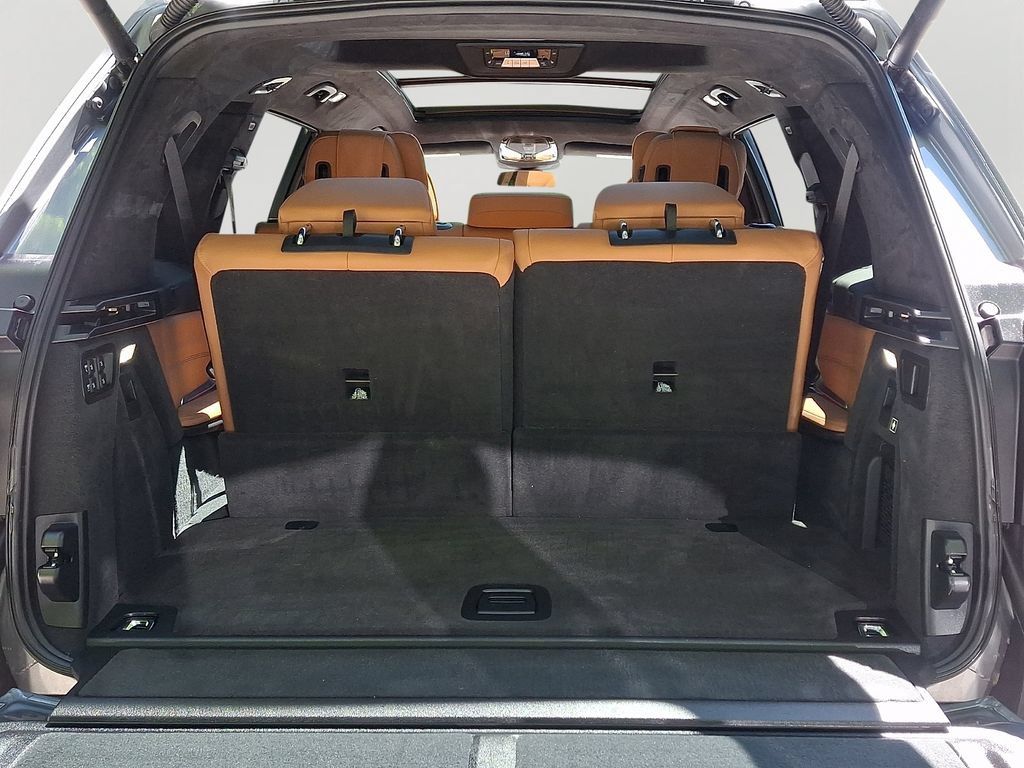 Certified 2024 BMW X7 xDrive40i w/ M Sport Package AWD/4WD image 28