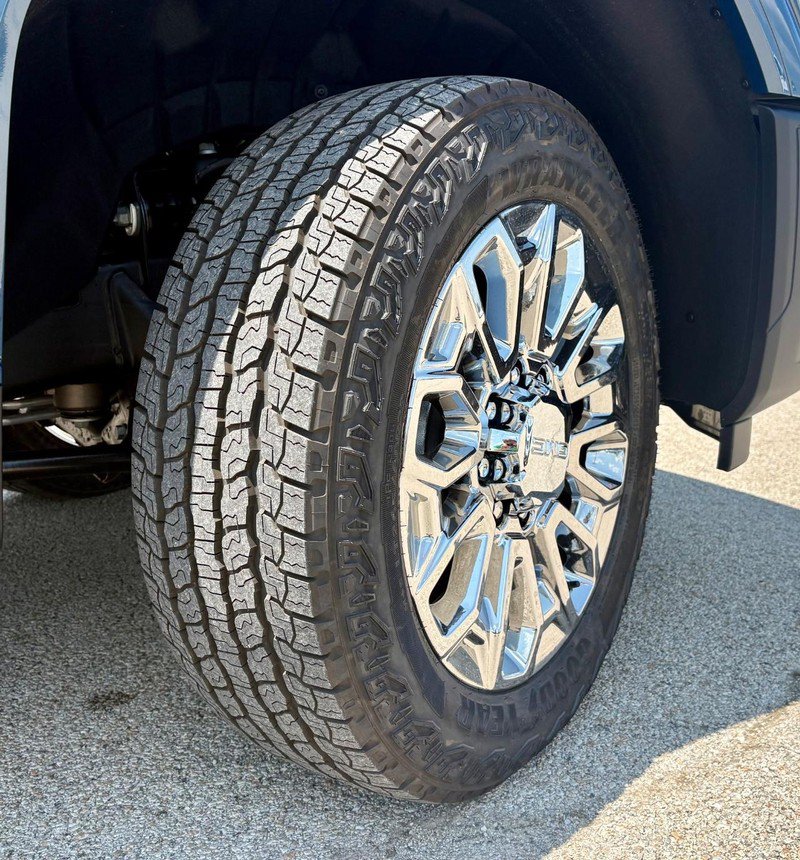 New 2026 GMC Sierra 2500 Denali Ultimate AWD/4WD image 13
