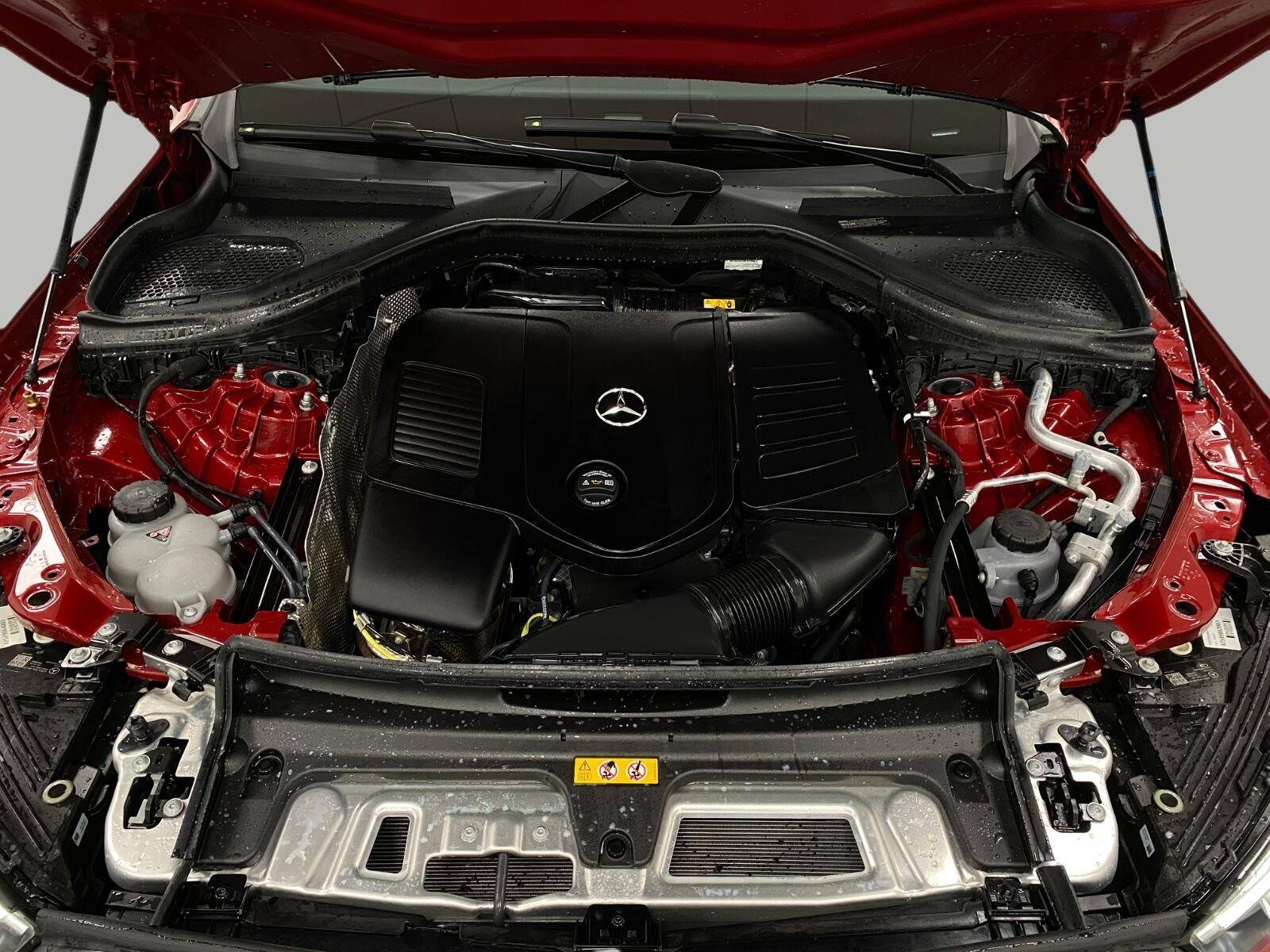 Certified 2026 Mercedes-Benz GLC 300 4MATIC image 12
