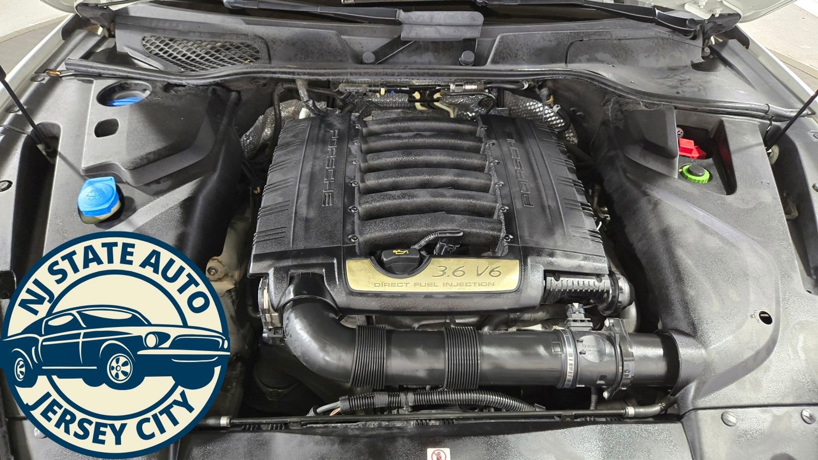 Used 2018 Porsche Cayenne Platinum Edition image 34