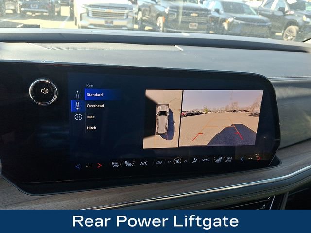 Used 2025 Chevrolet Tahoe High Country AWD/4WD image 12