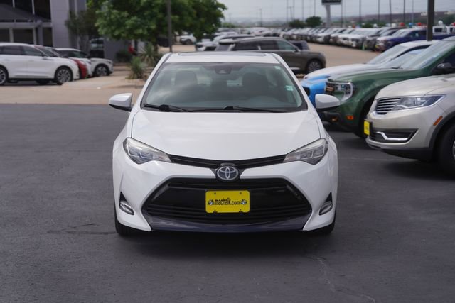 Used 2017 Toyota Corolla XLE image 3