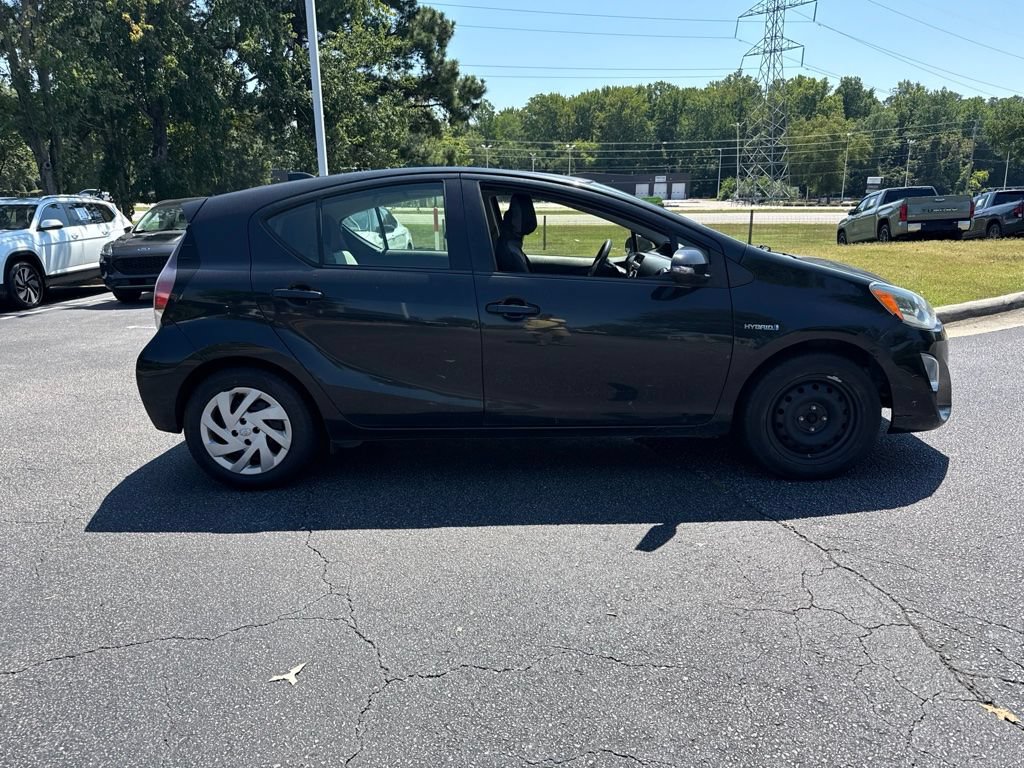 Used 2015 Toyota Prius C One FWD image 6