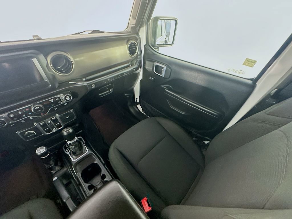 Used 2018 Jeep Wrangler Unlimited Sport S AWD/4WD image 11