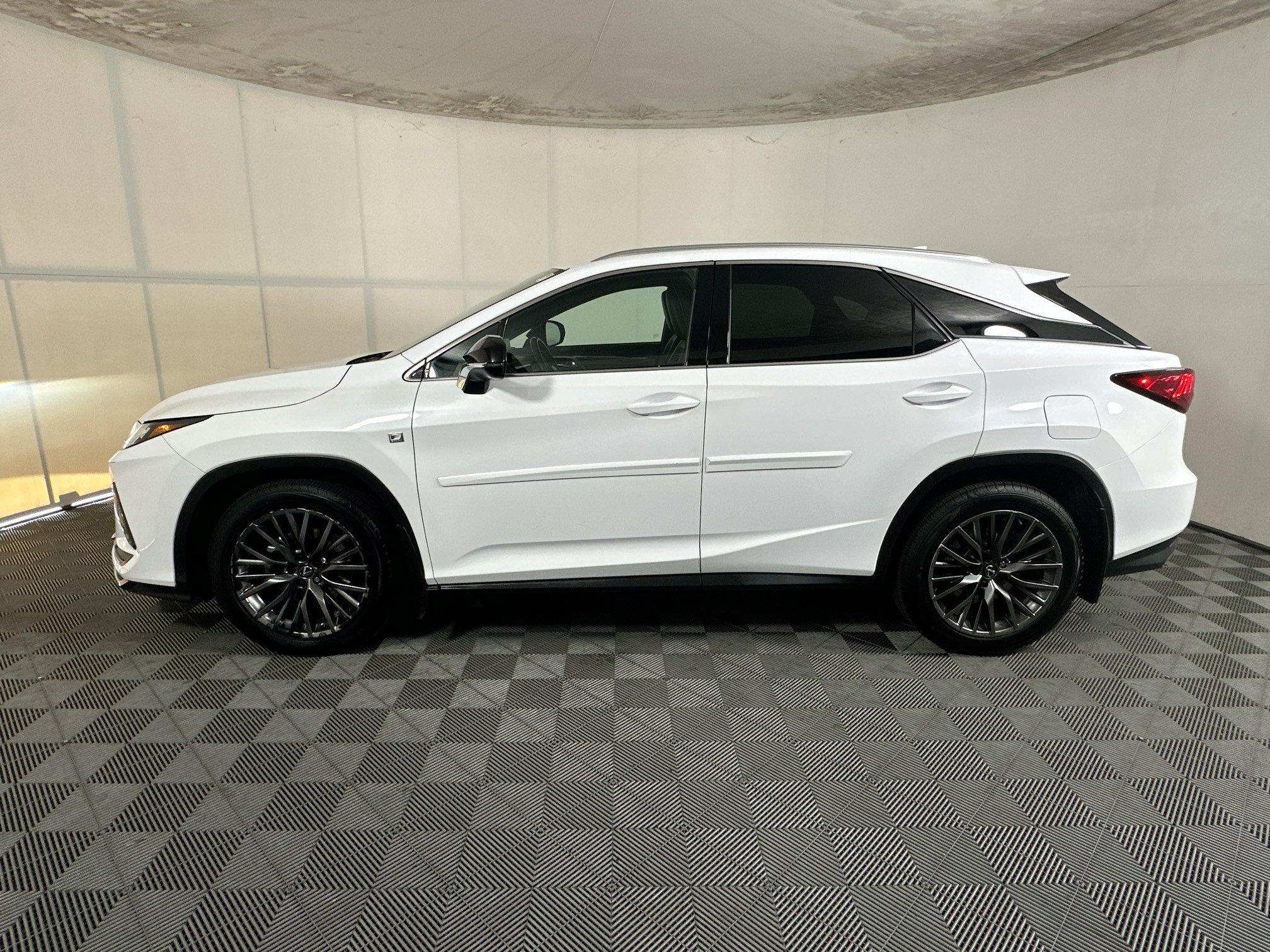 Used 2020 Lexus RX 350 F Sport w/ Accessory Package AWD/4WD image 6