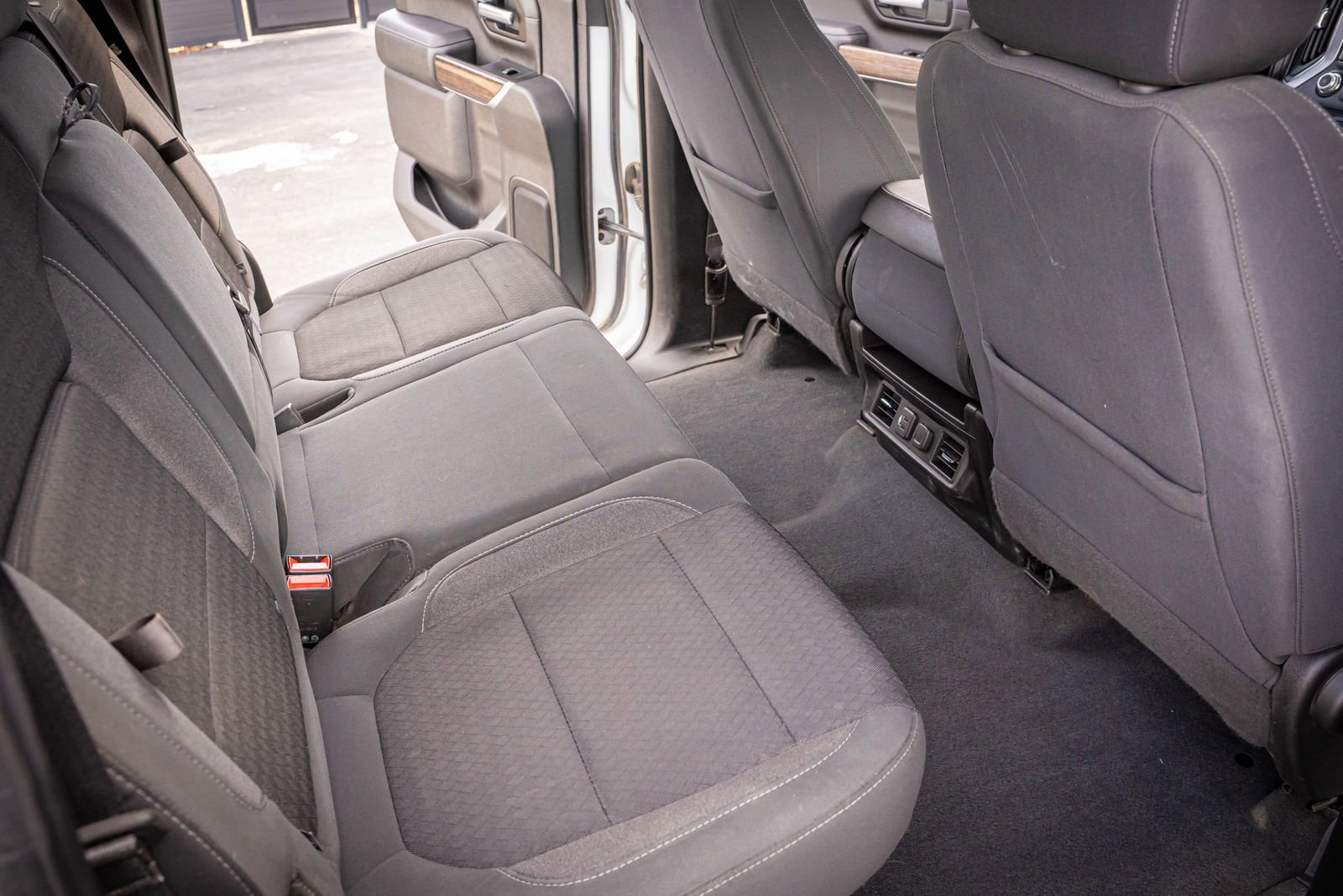 Used 2022 GMC Sierra 3500 SLE w/ SLE Convenience Package AWD/4WD image 26