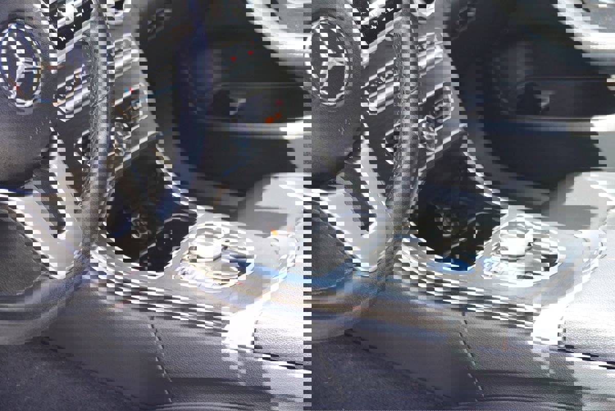 Used 2020 Mercedes-Benz C 300 Sedan image 27