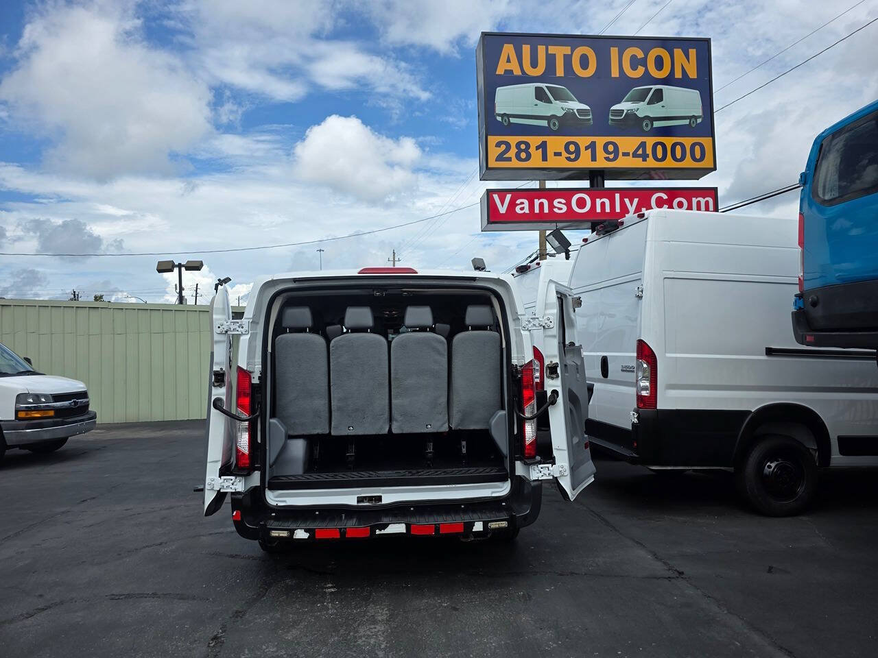 Used 2019 Ford Transit 350 XL RWD image 23