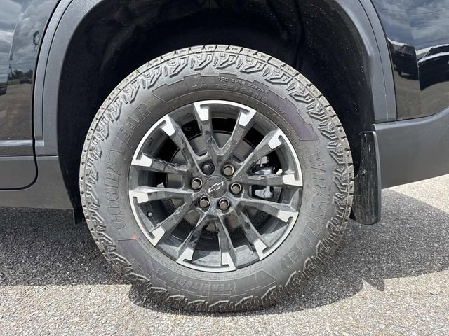 New 2026 Chevrolet Traverse Z71 w/ Driver Confidence Package AWD/4WD image 17