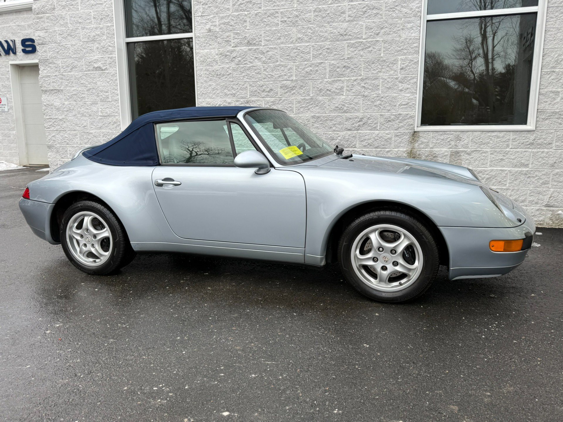Used 1995 Porsche 911 Carrera image 38