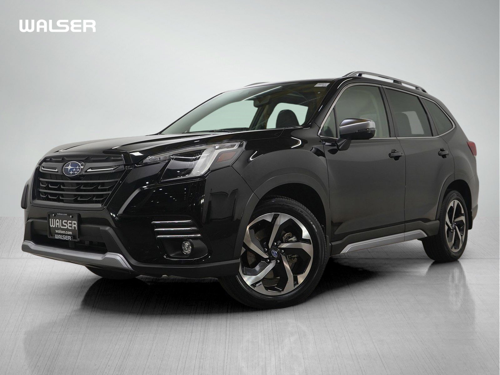 Used 2024 Subaru Forester Touring image 1