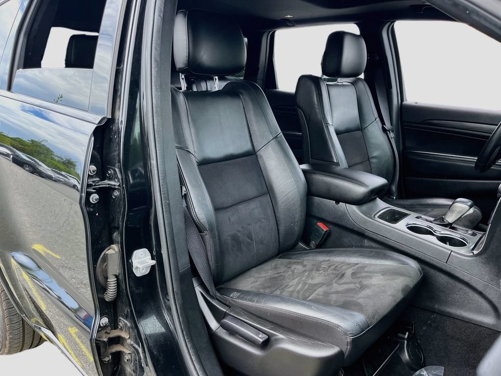 Used 2021 Jeep Grand Cherokee Laredo X RWD image 28