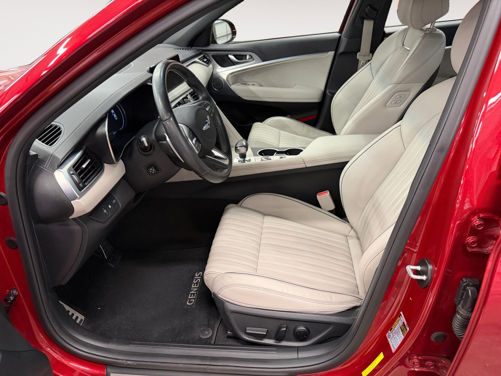 Used 2023 Genesis G70 2.0T w/ Sport Prestige Package image 24