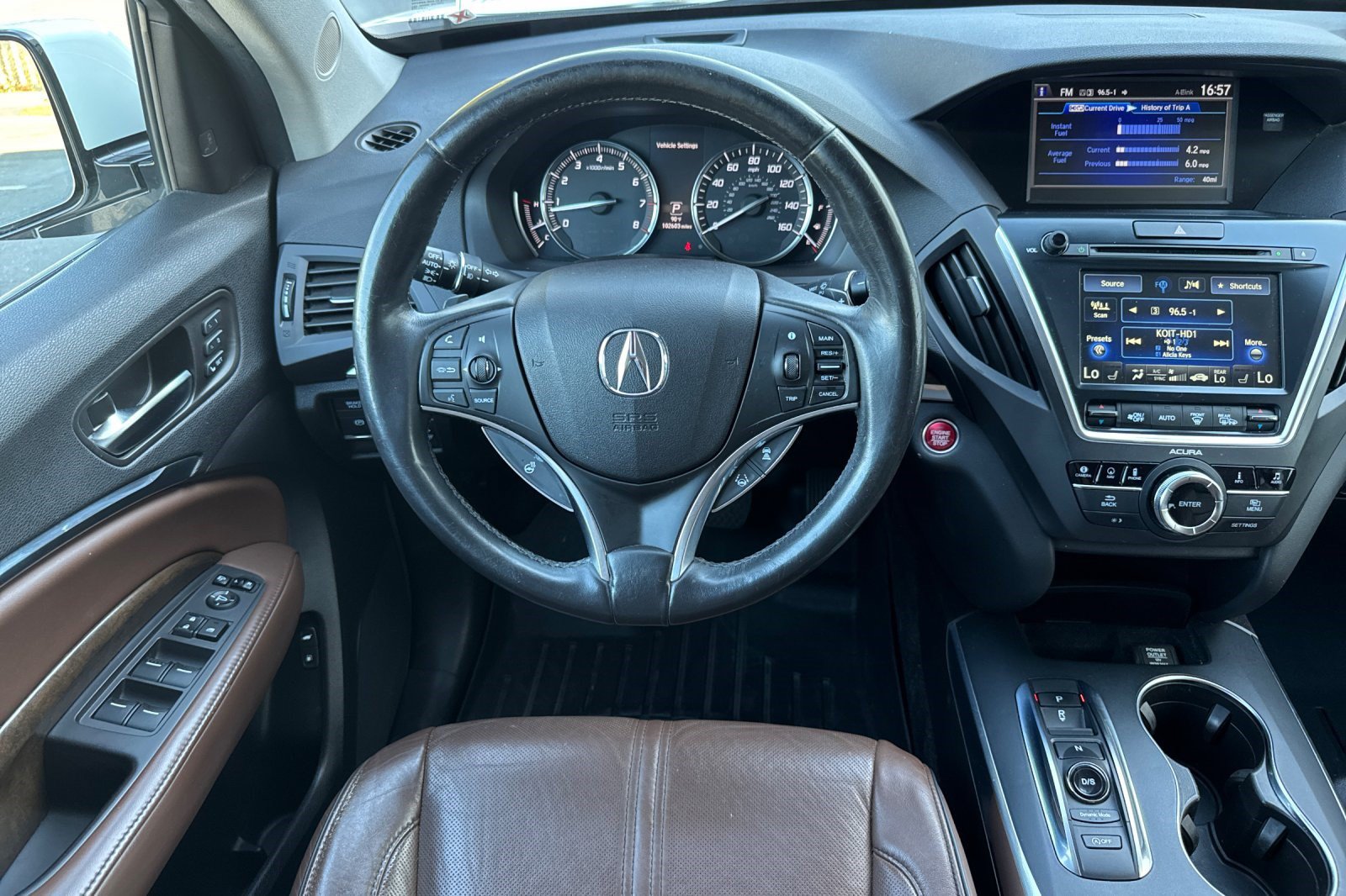 Used 2017 Acura MDX w/ Advance Package AWD/4WD image 18