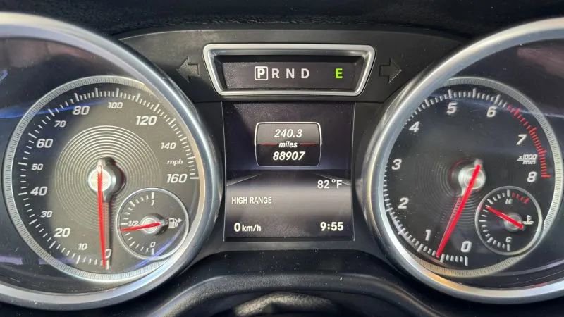 Used 2017 Mercedes-Benz G 550 image 26