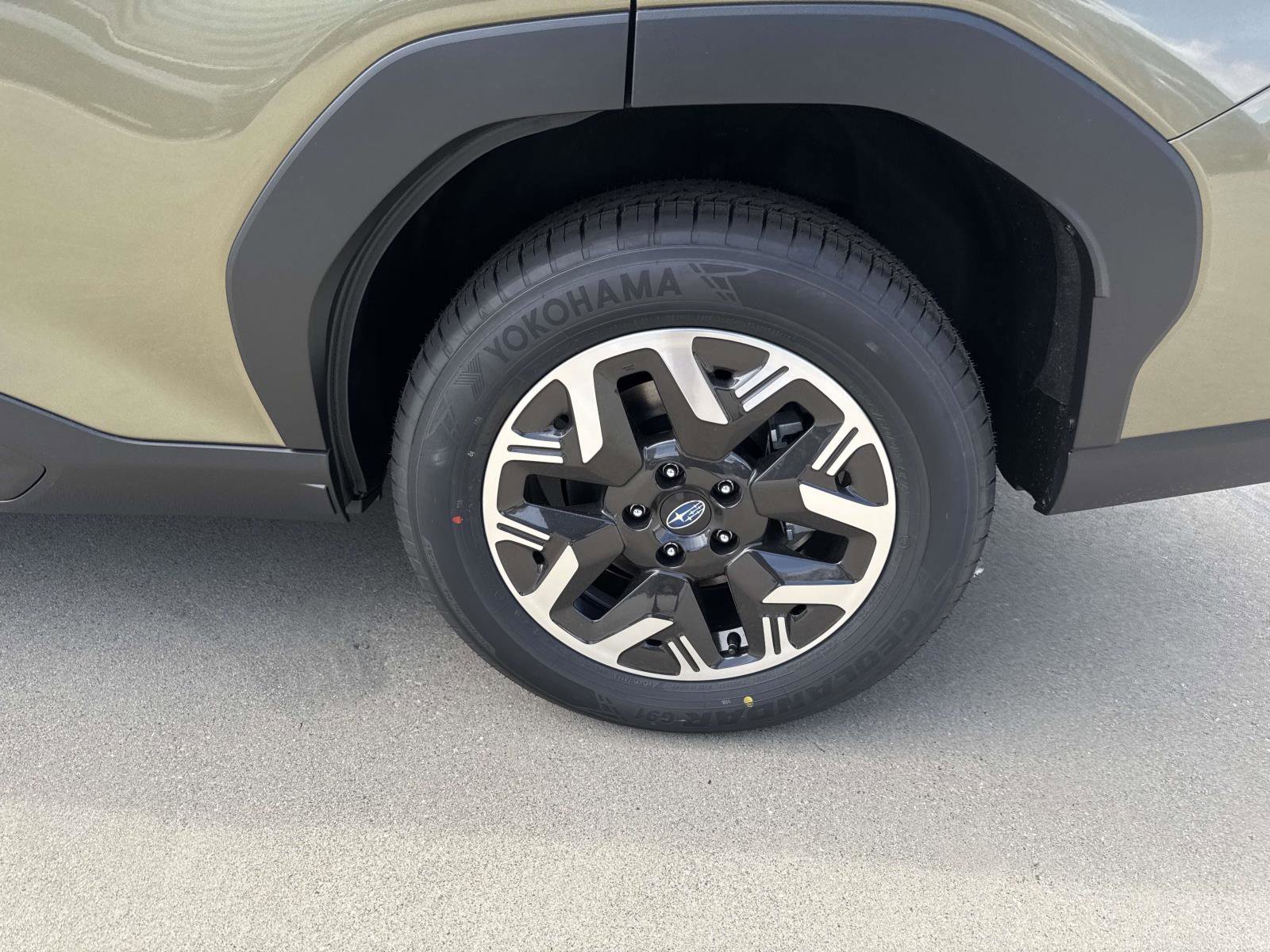 New 2026 Subaru Forester Premium AWD/4WD image 8