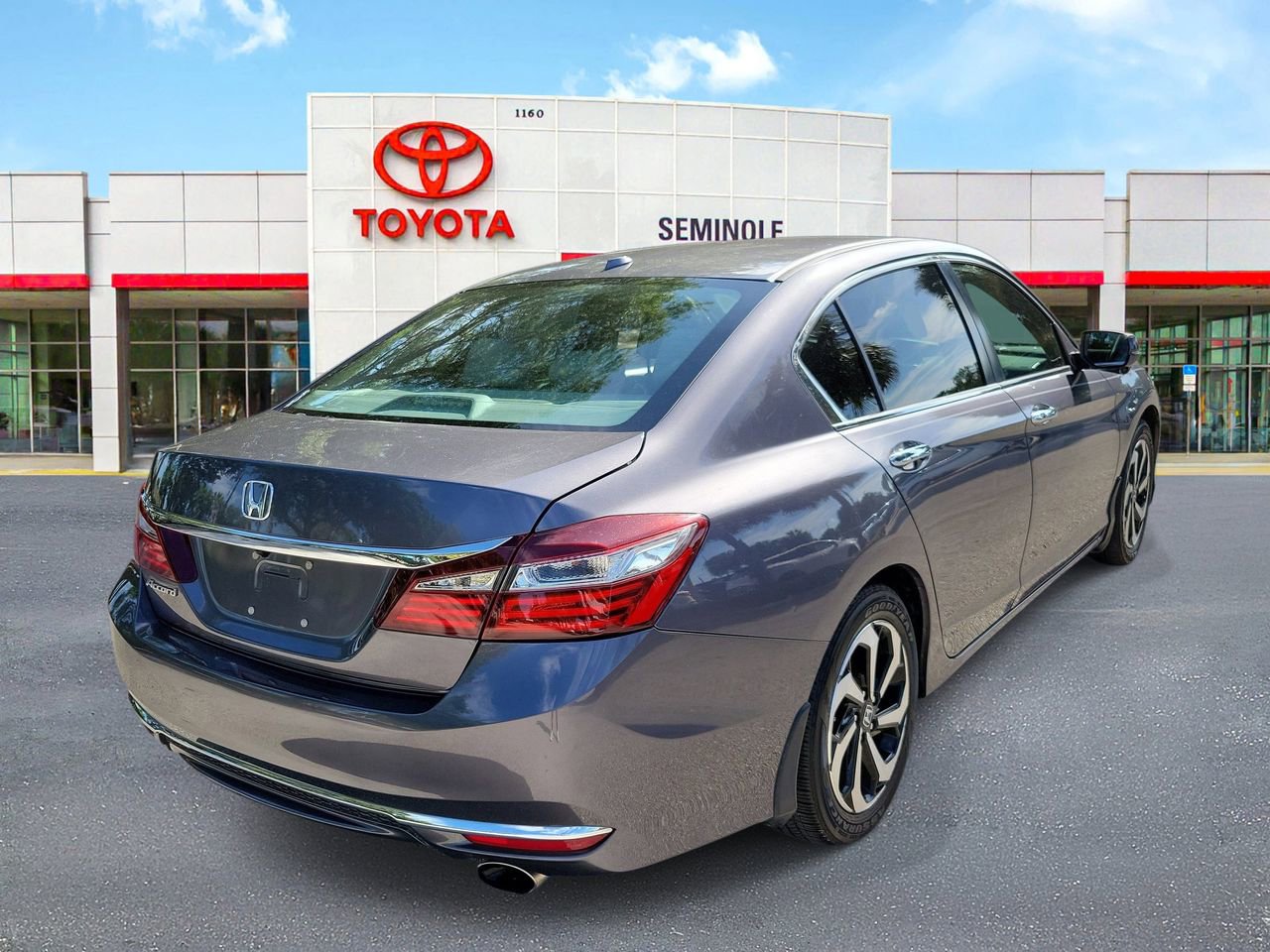 Used 2016 Honda Accord EX-L image 3