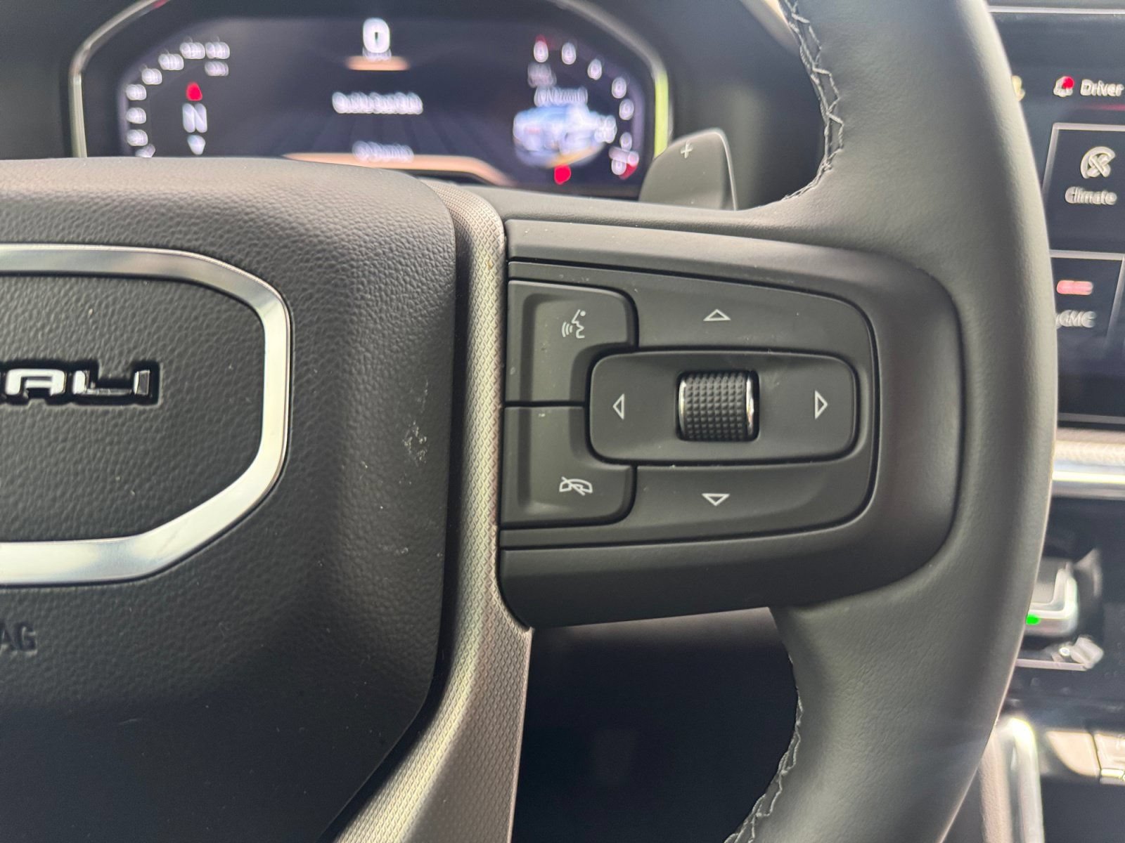 Certified 2025 GMC Sierra 1500 Denali w/ Denali Reserve Package AWD/4WD image 22