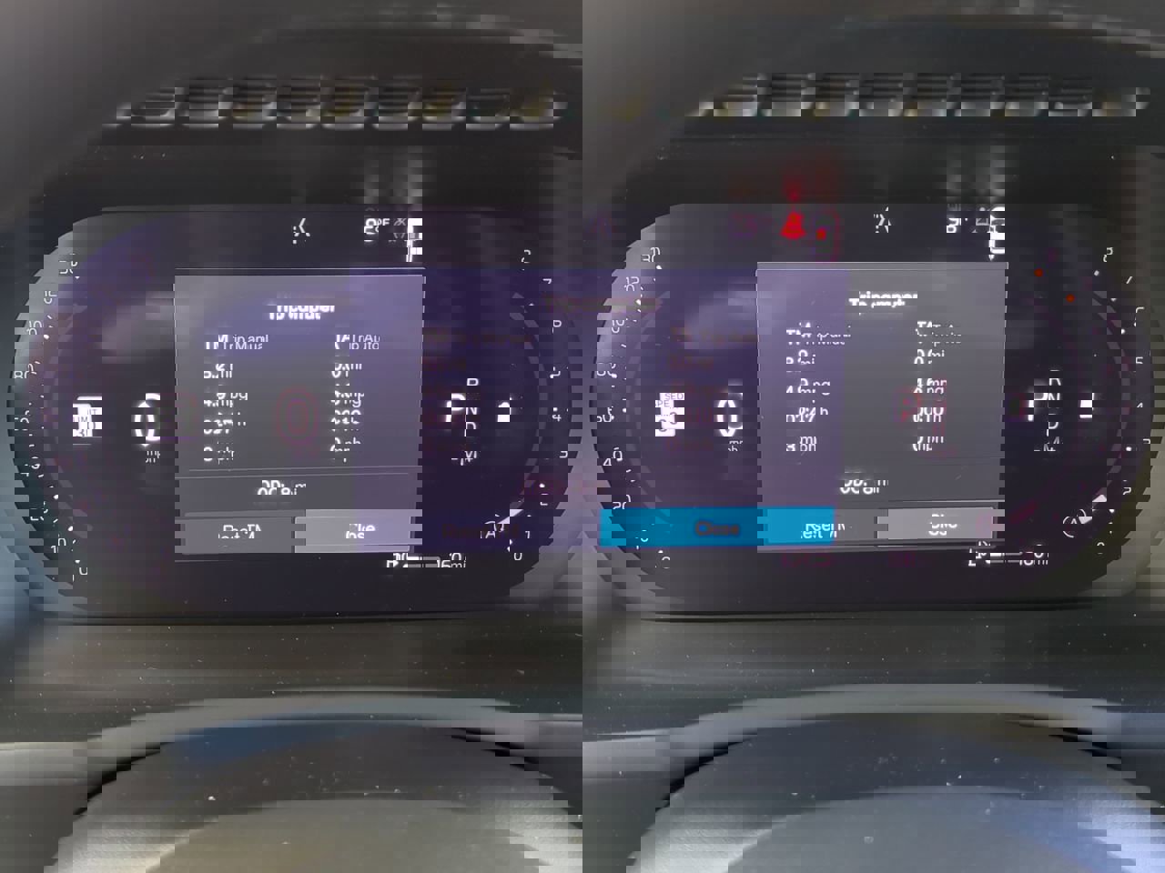 New 2026 Volvo XC90 B6 Plus w/ Protection Package Premier image 26